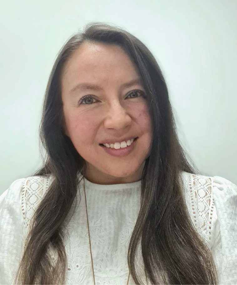 Dr. Lorena Recalde